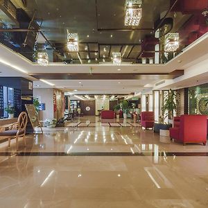 Golden View Hotel